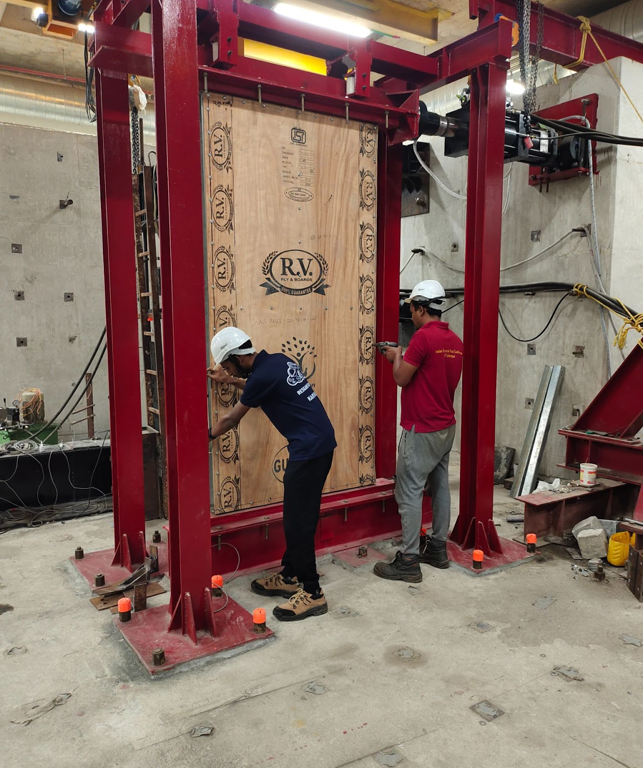 MTS Pseudo Dynamic Test System (500kN)